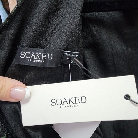 Soaked In Luxury Green Animal Print Ruched Mini Dress Size M - Picture 9 of 11